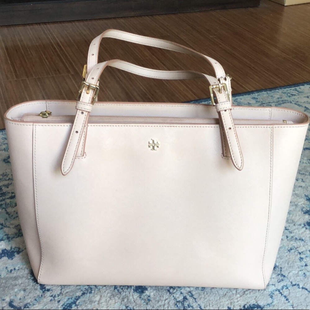 Tory Burch Medium Purse